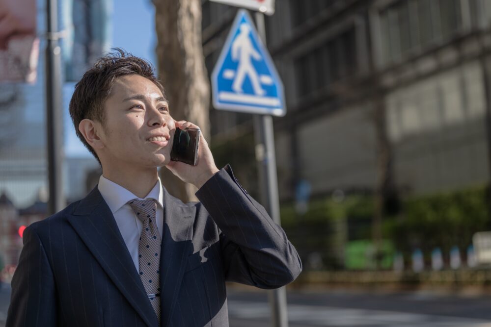 29942516 m - 【行政書士は恥ずかしいと言われる理由】行政書士の魅力やなるためのステップを解説