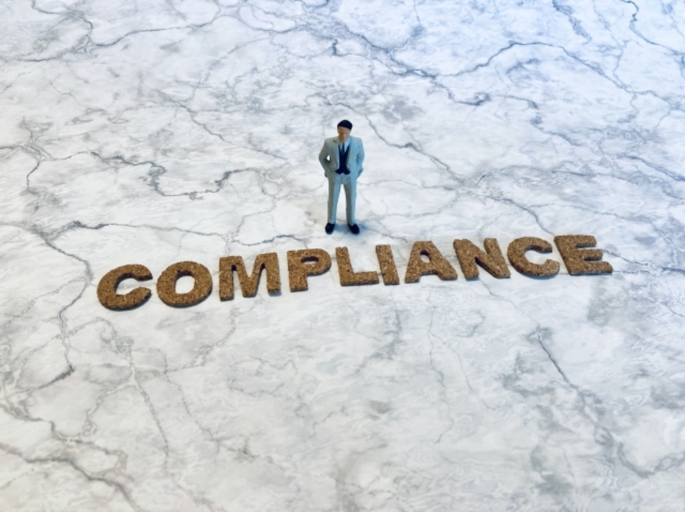 2a51e276950ed52598a1f020b838ddf6 - 法務の仕事に向いてる人・向いていない人の特徴と確認方法を徹底解説！