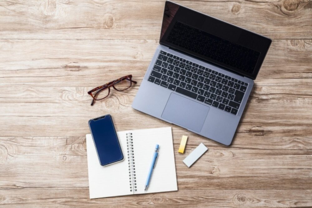 ll - 行政書士と社労士の違いとは？業務内容・年収・試験内容を徹底比較！