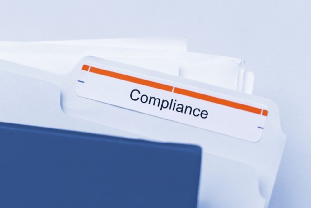 法務資格の種類と選び方|働きながら合格を目指す勉強法も徹底解説! 22172620 s - 法務資格の種類と選び方|働きながら合格を目指す勉強法も徹底解説!